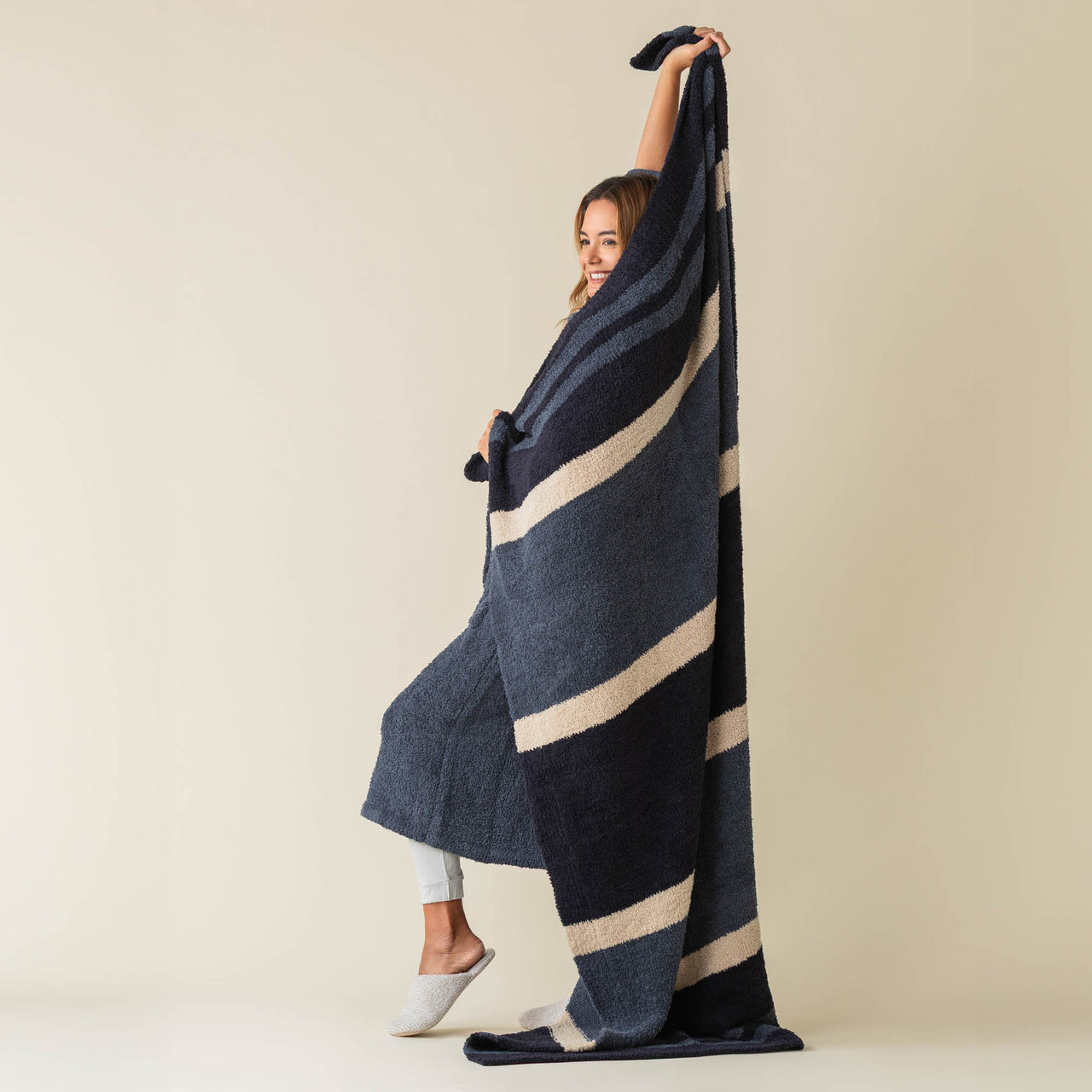 dark-navy-vintage-blue-wheat