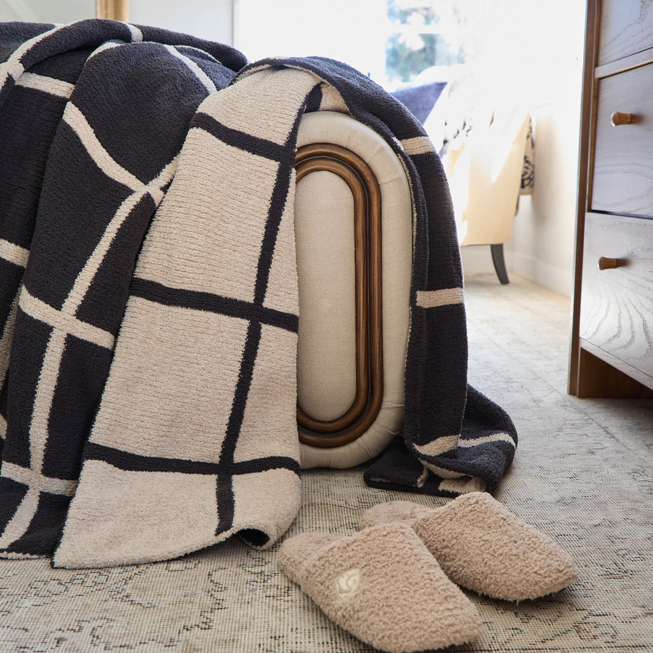 midnight-grey-linen-wheat