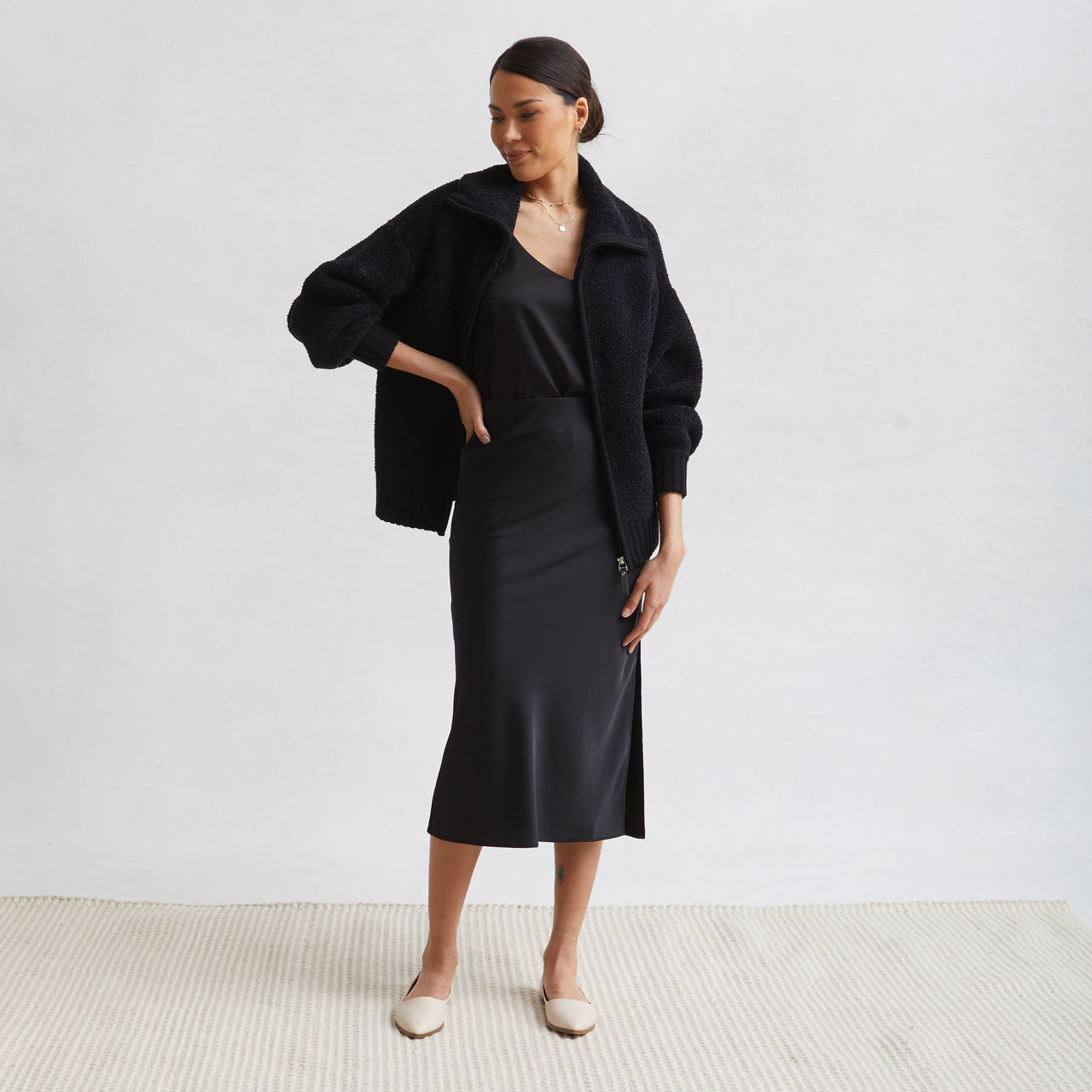 black-dark-grey-heathered