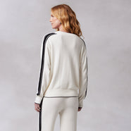 creme-black-stripe