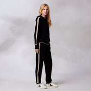 black-sand-stripe