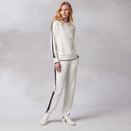 creme-black-stripe