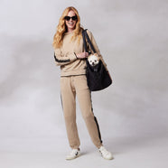 sand-black-stripe
