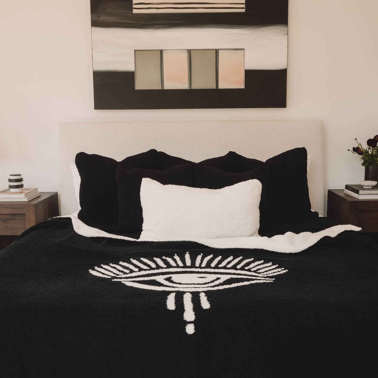 creme-black