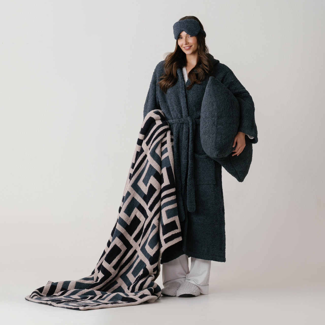mink-dark-navy-vintage-blue