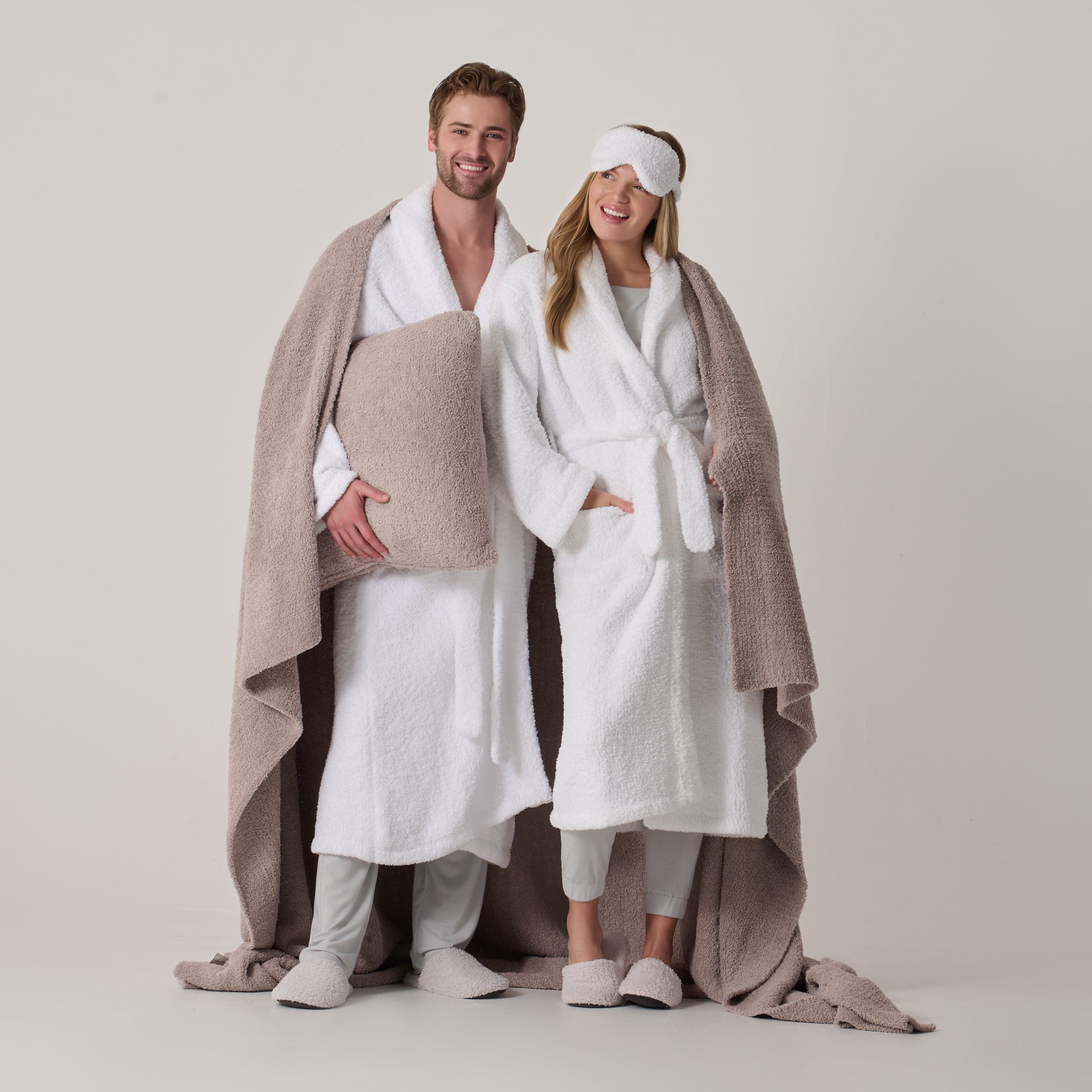 Queen Blankets - Solid Color | Kashwere
