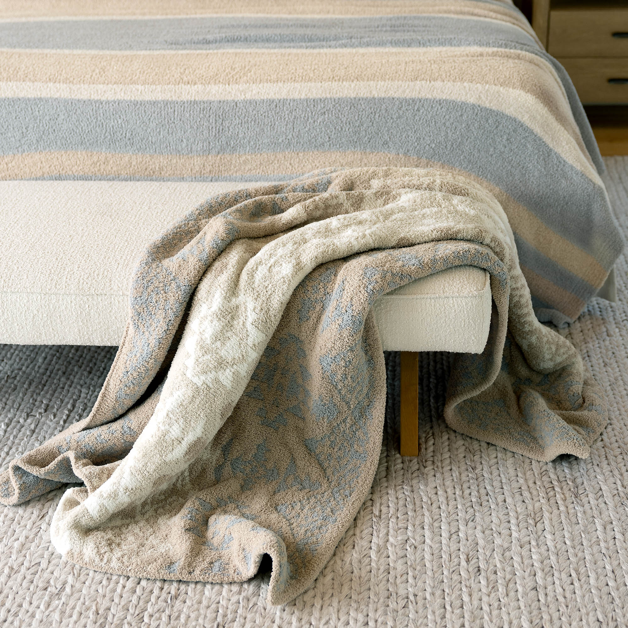 Vail_throw-