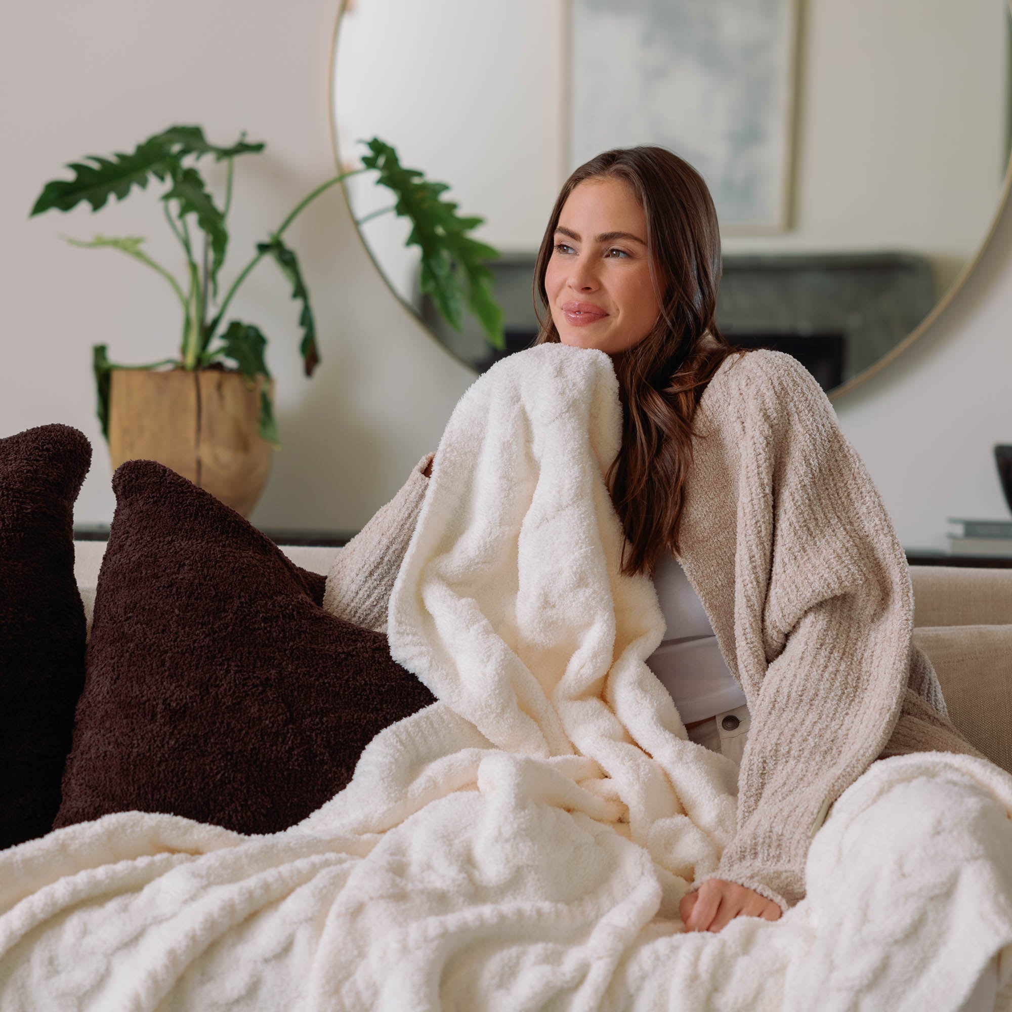 Throw Blanket - Solid Pattern | Kashwere
