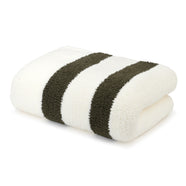 creme-dark-olive
