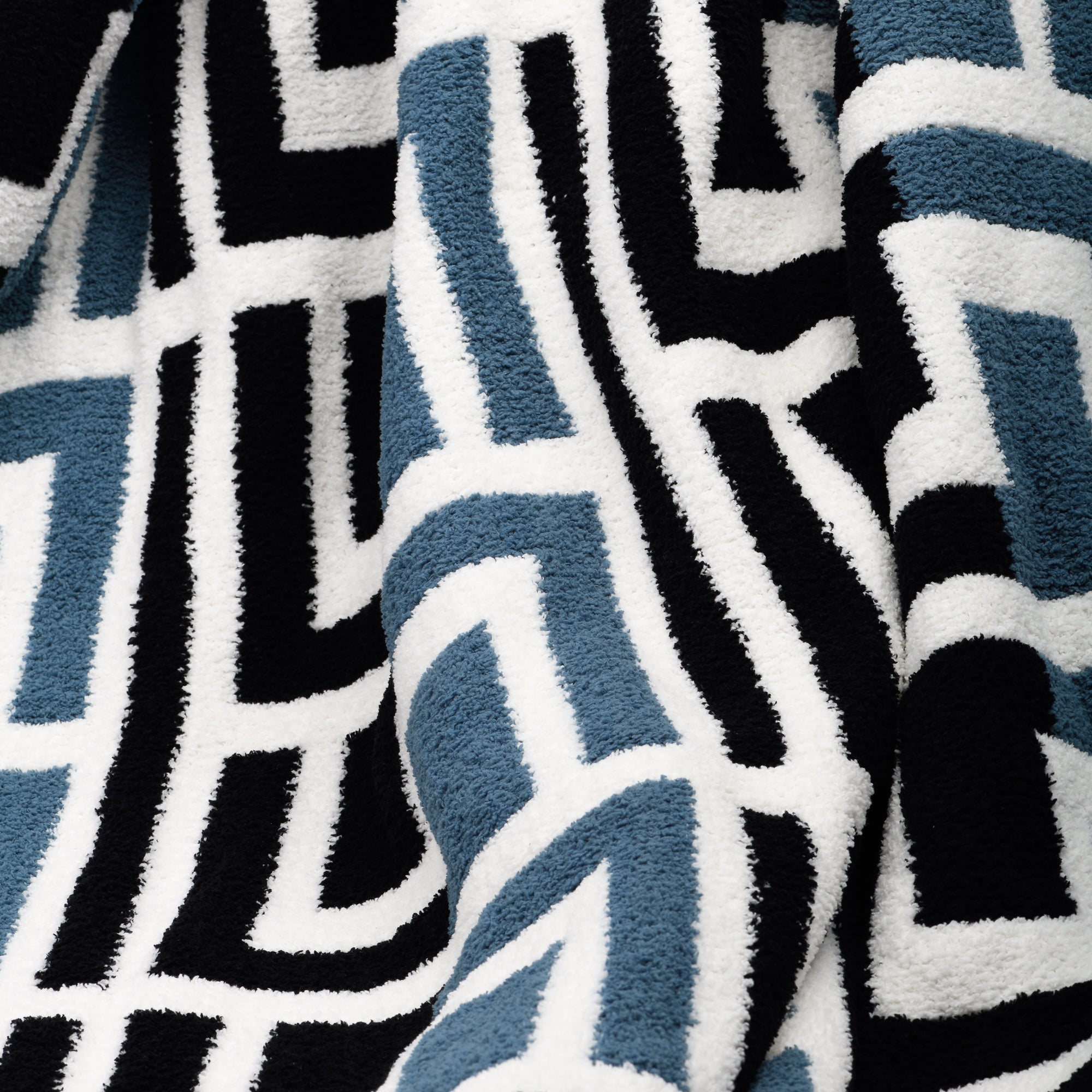 Greek Pattern Throw Blanket | Kashwere