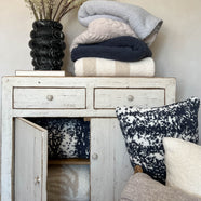 creme-vintage-blue